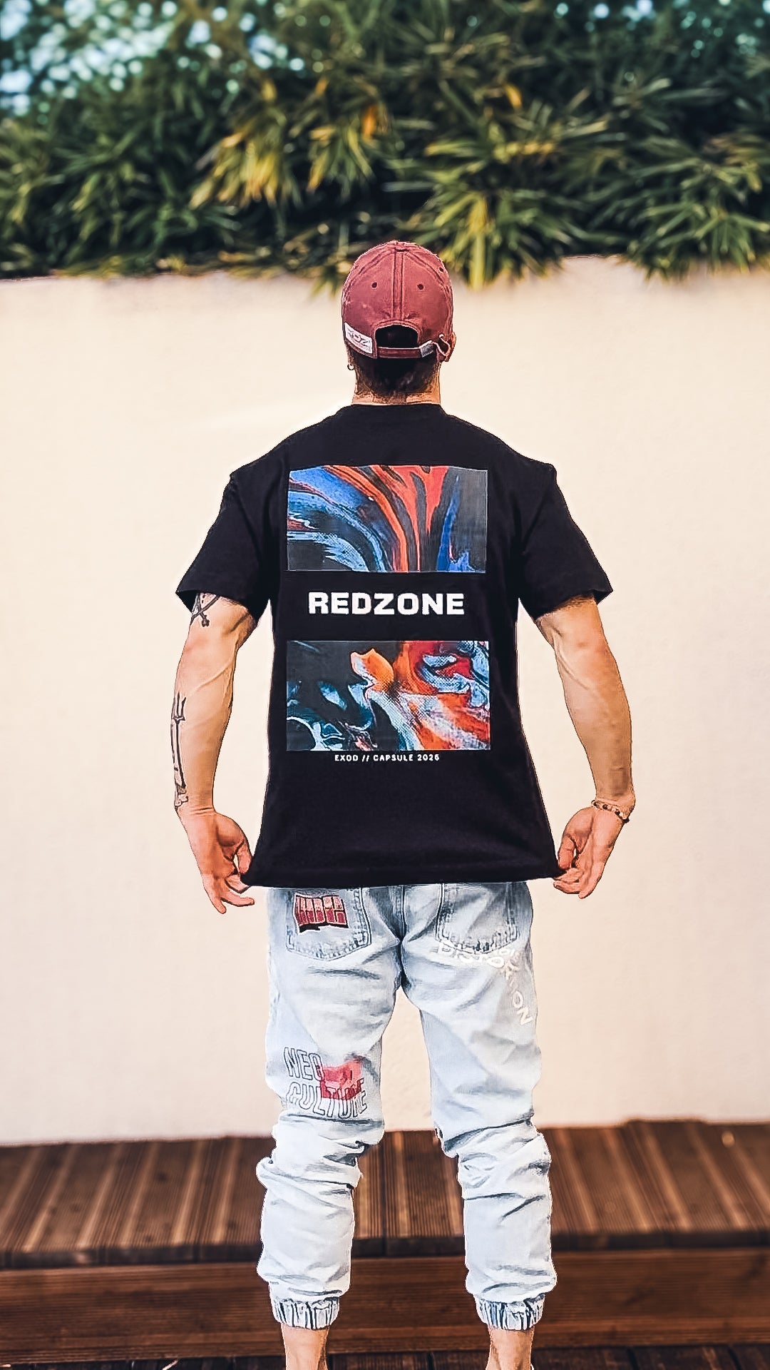T-shirt Abstract